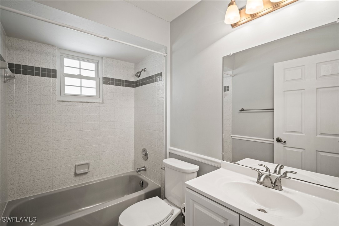 3 Bed SingleFamilyResidence for Sale in Alva, FL, $379,900 — photo 19