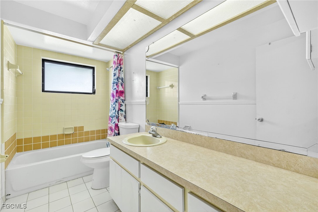 2 Bed SingleFamilyResidence for Sale in Not Applicable, FL — photo 19