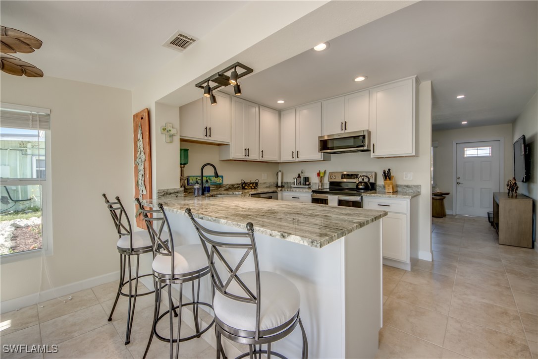 2 Bed Waterfront Home for Sale in Bokeelia, photo 19