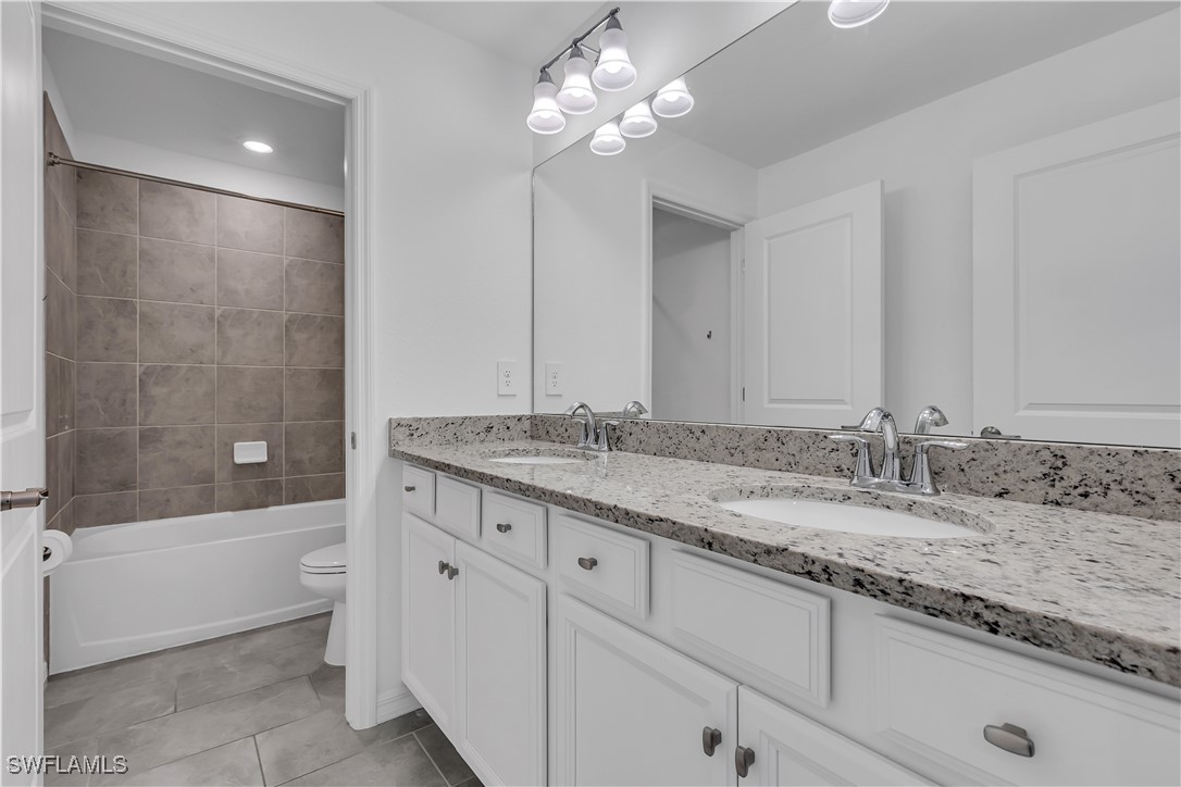 4 Bed Waterfront Home for Sale in Trails Edge, FL, $424,000 — photo 19