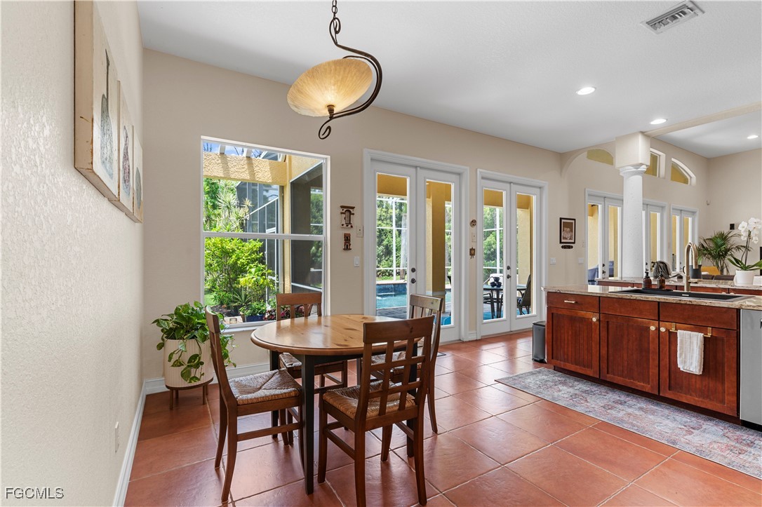 3 Bed Pool Home for Sale in Cape Coral, photo 19