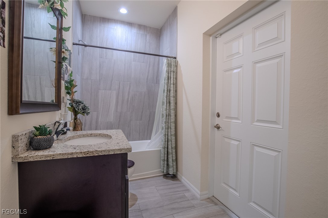 3 Bed SingleFamilyResidence for Sale in Port Labelle, FL — photo 19