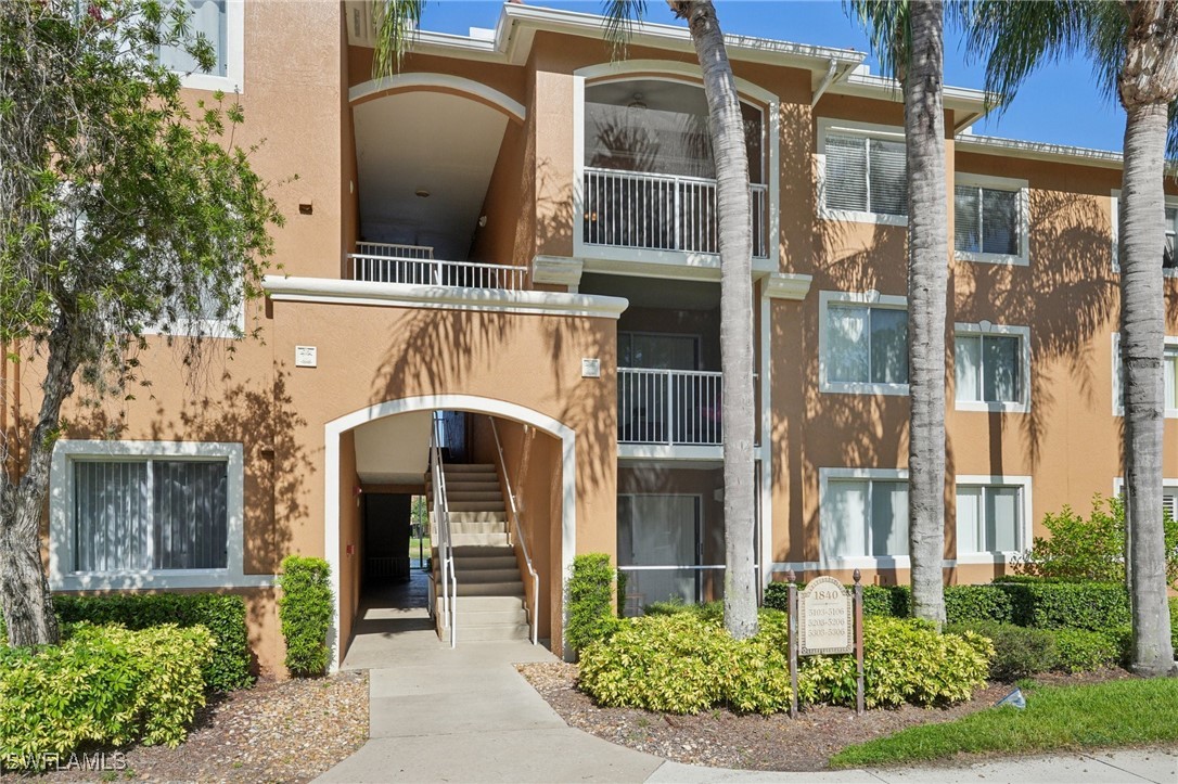 1 Bed Condominium for Sale in Napoli, FL — photo 19