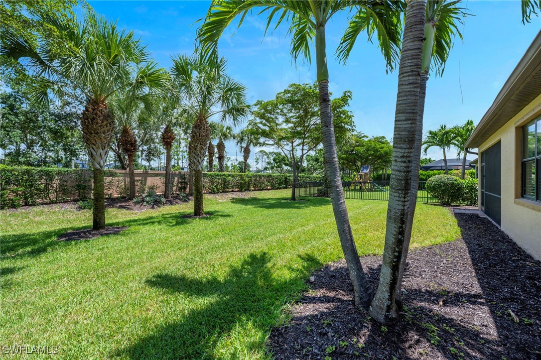 3 Bed SingleFamilyResidence for Sale in Naples, FL, $725,000 — photo 19