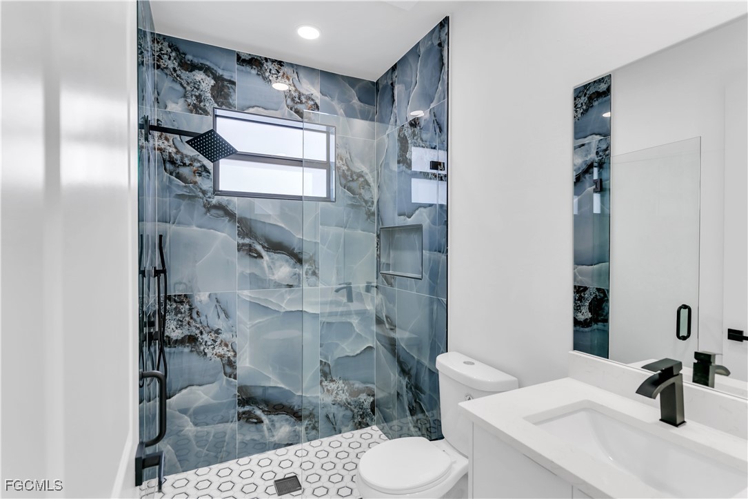 3 Bed SingleFamilyResidence for Sale in Lehigh Acres, photo 19