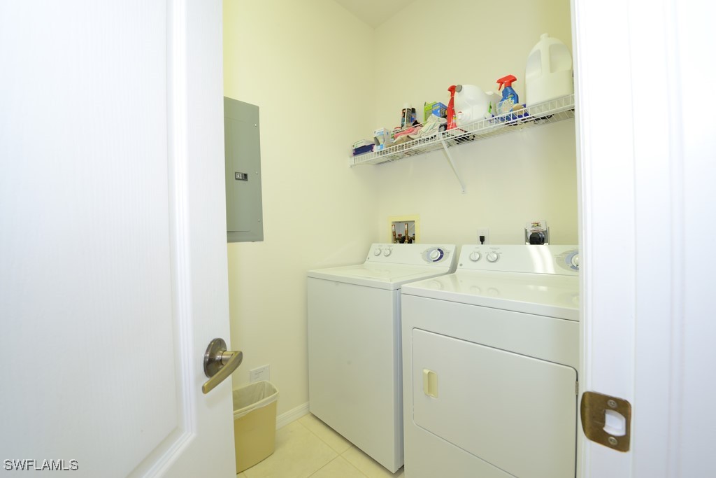 2 Bed Condominium for Sale in Bonita Springs, photo 19