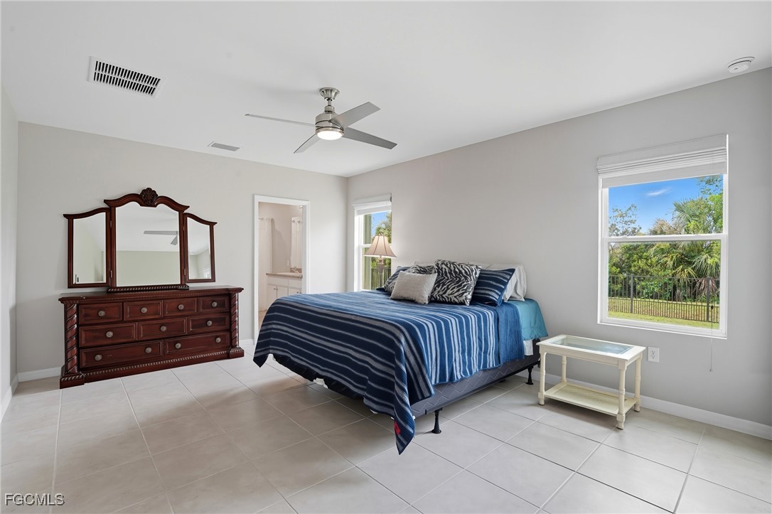 3 Bed SingleFamilyResidence for Sale in Entrada, FL — photo 19