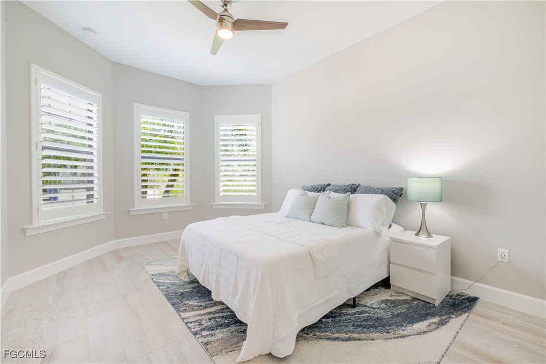 5 Bed Pool Home for Sale in Corkscrew Shores, photo 19