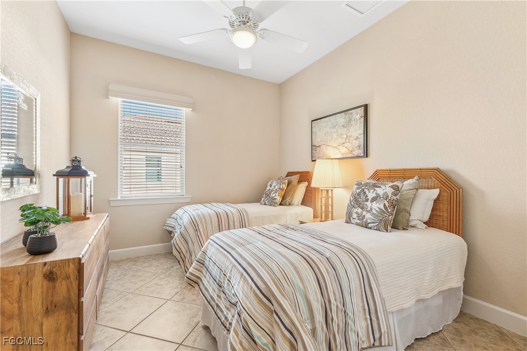 2 Bed SingleFamilyResidence for Sale in Somerset, FL — photo 19