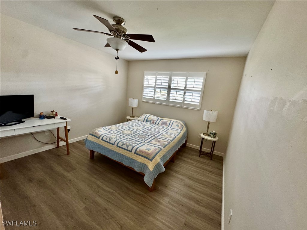 2 Bed Waterfront Home for Sale in Fort Myers, photo 19