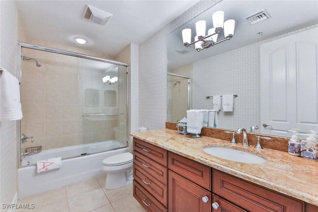 3 Bed Condominium for Sale in Naples, photo 19