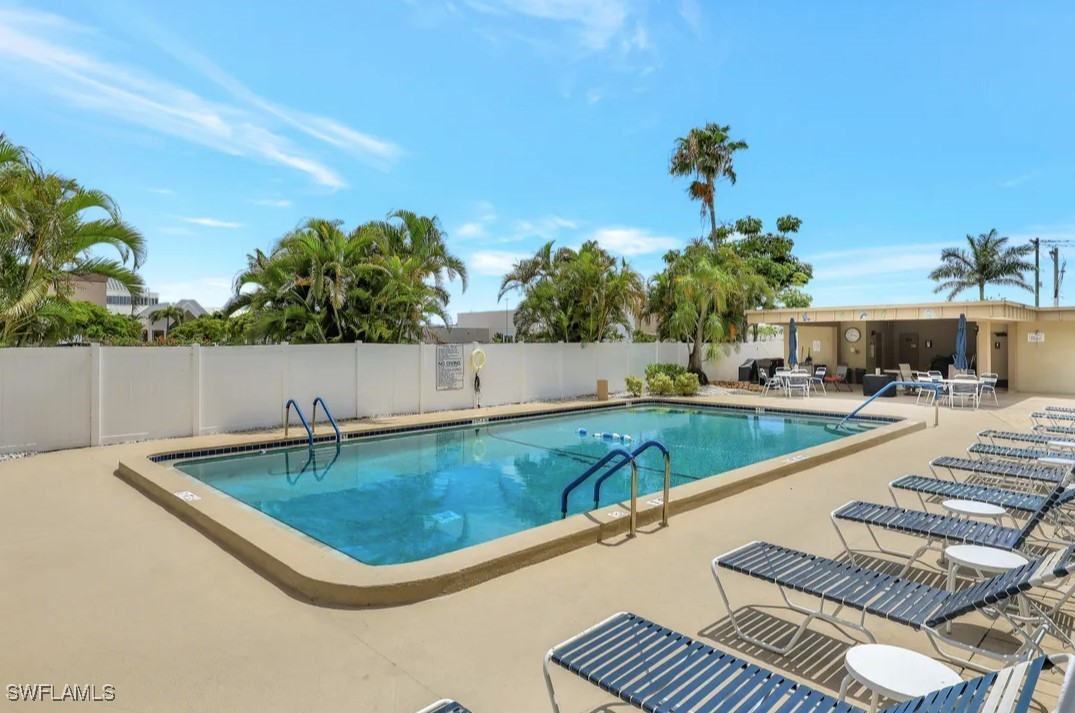 2 Bed Condominium for Sale in Westchester, FL, $125,000 — photo 19
