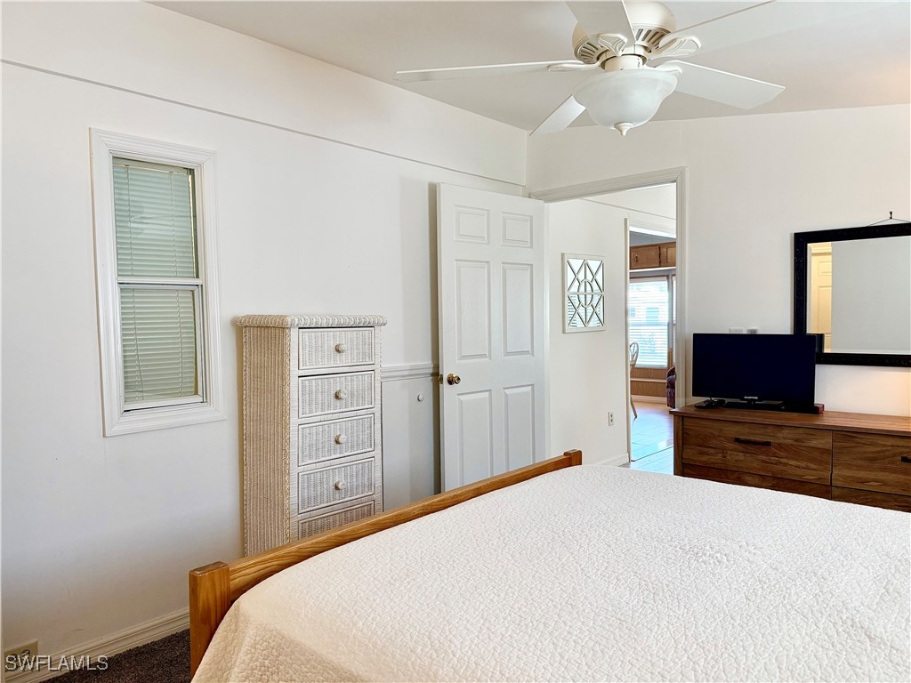 2 Bed ManufacturedHome for Sale in Naples, FL, $125,000 — photo 19