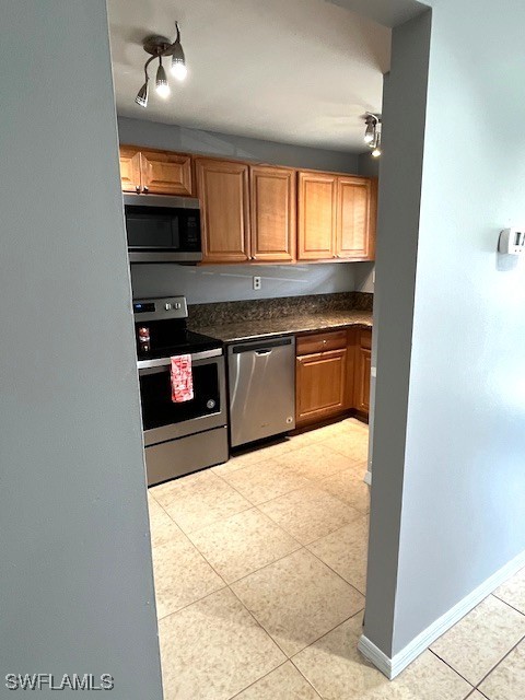 2 Bed Waterfront Home for Sale in Naples, photo 19