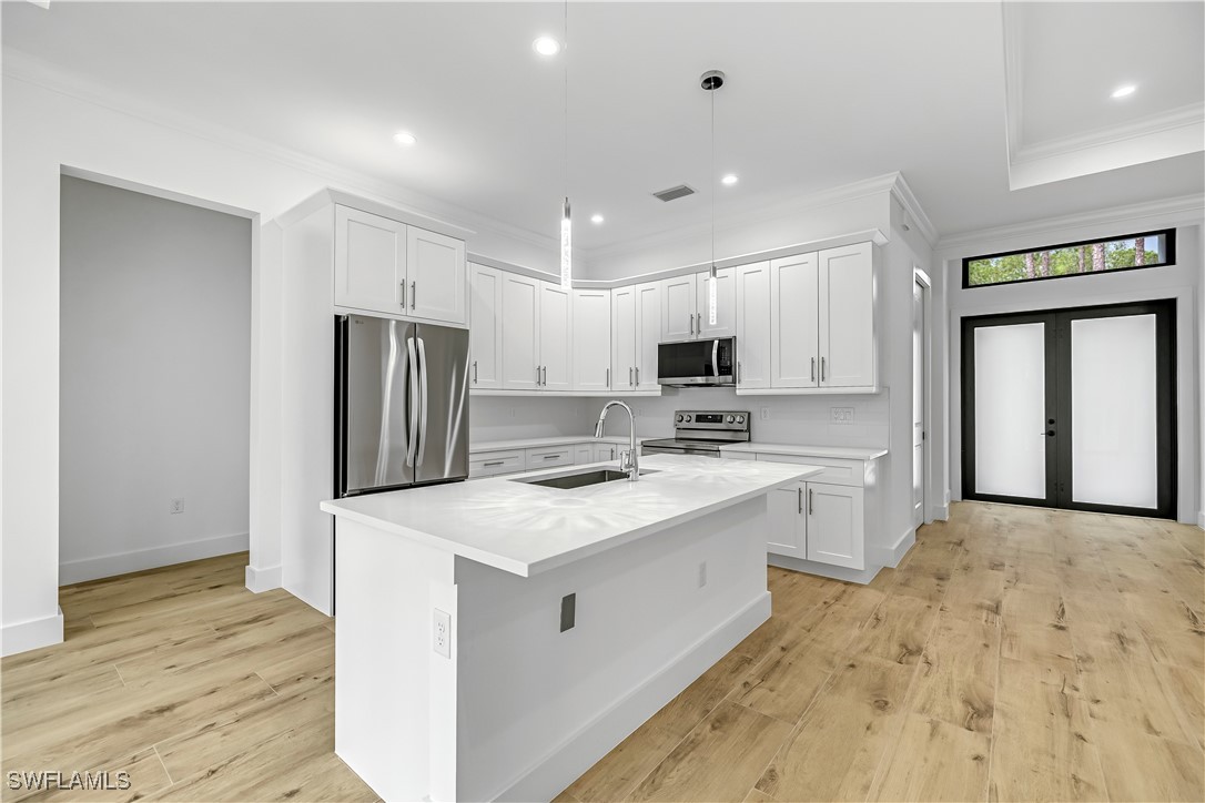 3 Bed SingleFamilyResidence for Sale in Naples, FL, $649,900 — photo 19