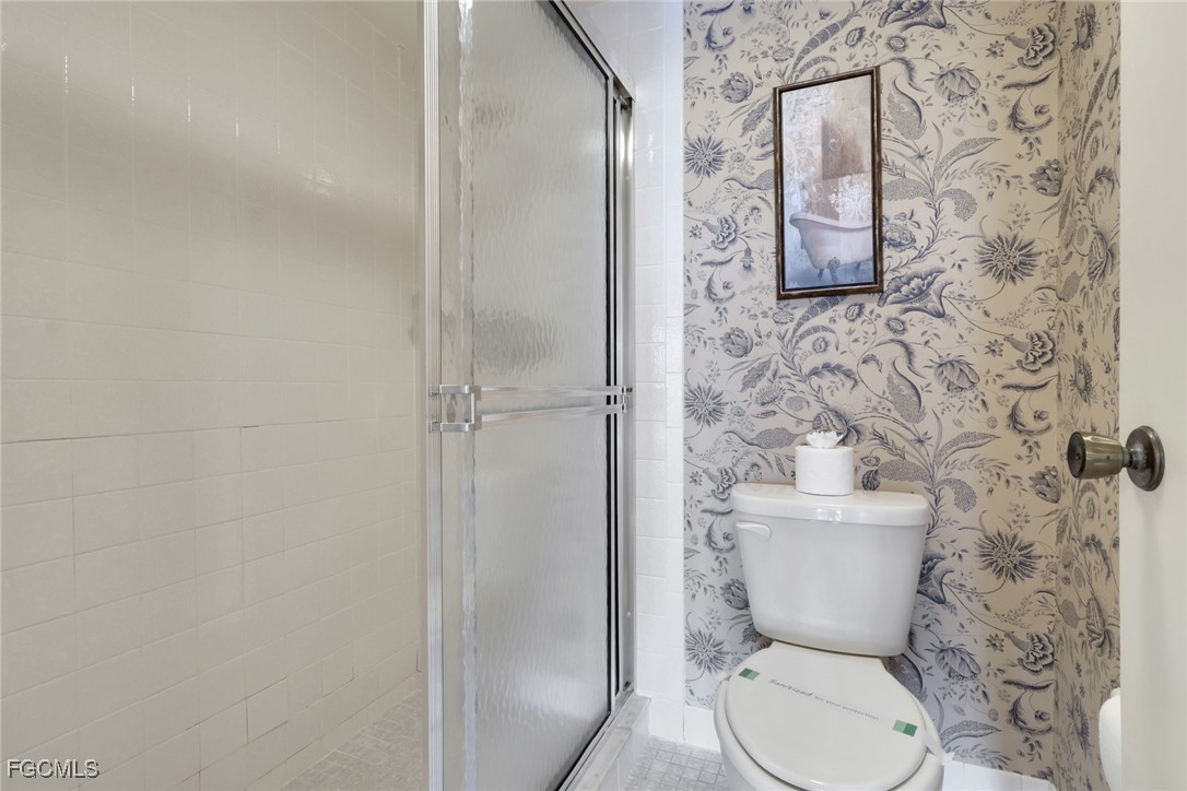2 Bed Waterfront Home for Sale in Cape Coral, photo 19