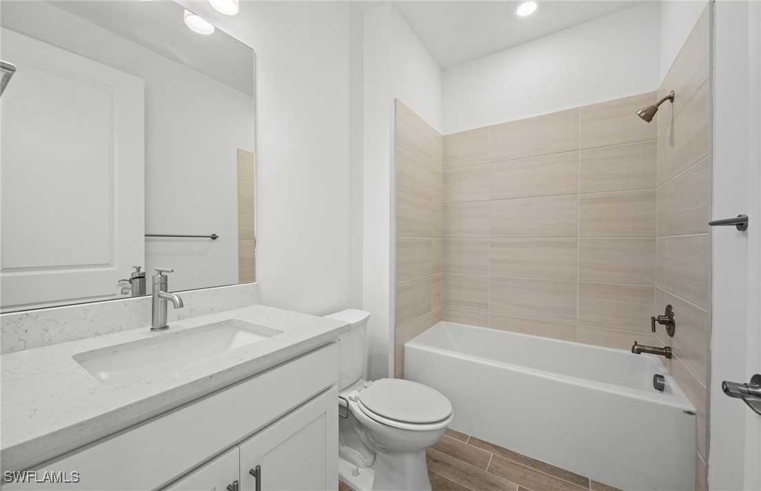3 Bed SingleFamilyResidence for Sale in Alva, FL, $529,990 — photo 19
