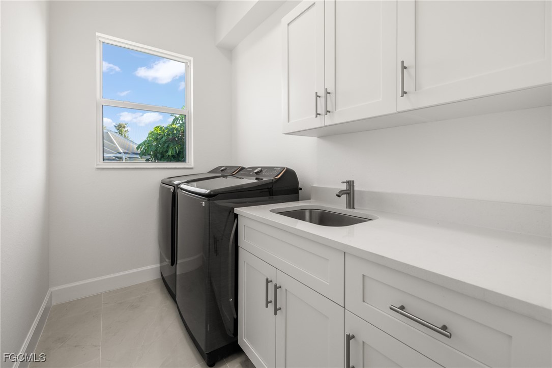 3 Bed Waterfront Home for Sale in Fort Myers, FL — photo 19