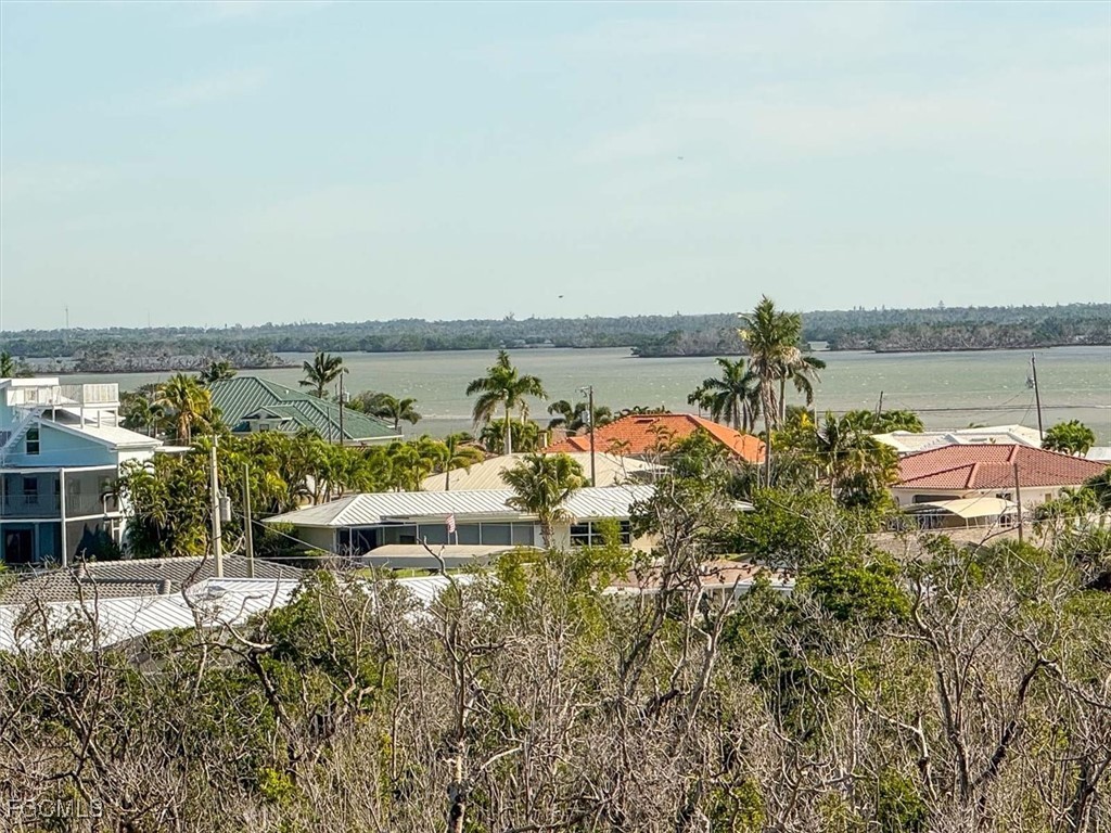 2 Bed Waterfront Home for Sale in Captains Bay South, FL — photo 19