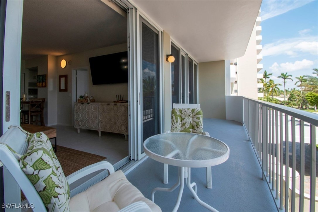1 Bed Waterfront Home for Sale in Marco Island, FL, $325,000 — photo 19