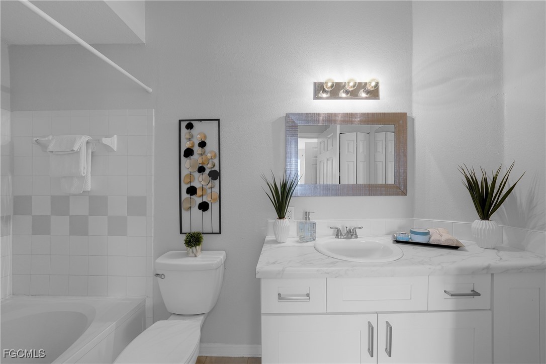 2 Bed Waterfront Home for Sale in Royal Greens, photo 19