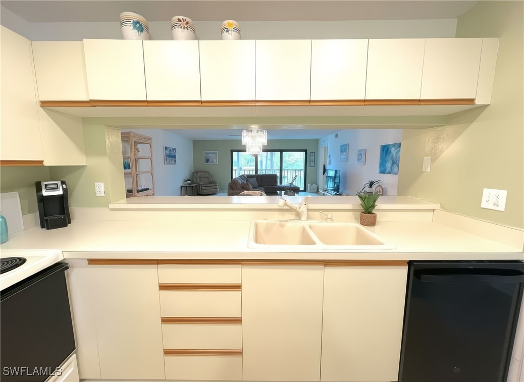 2 Bed Waterfront Home for Sale in Naples, photo 19