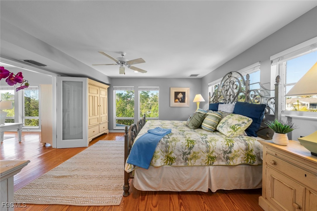 2 Bed Pool Home for Sale in Del Sega, photo 19