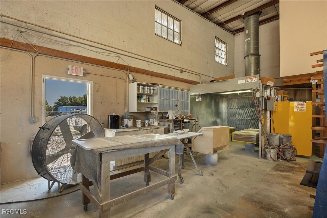 Warehouse for Sale in Port Charlotte, photo 19