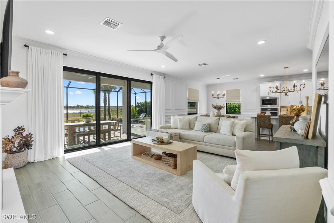 6 Bed Pool Home for Sale in Verdana Village, photo 19