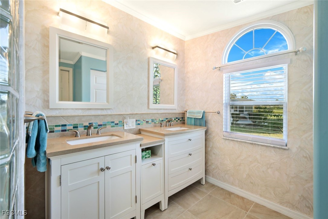 2 Bed Waterfront Home for Sale in North Fort Myers, FL — photo 19