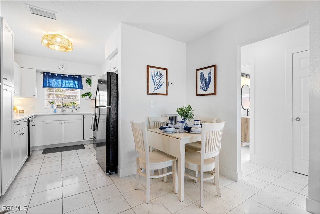 2 Bed Waterfront Home for Sale in Matlacha, FL, $339,000 — photo 19