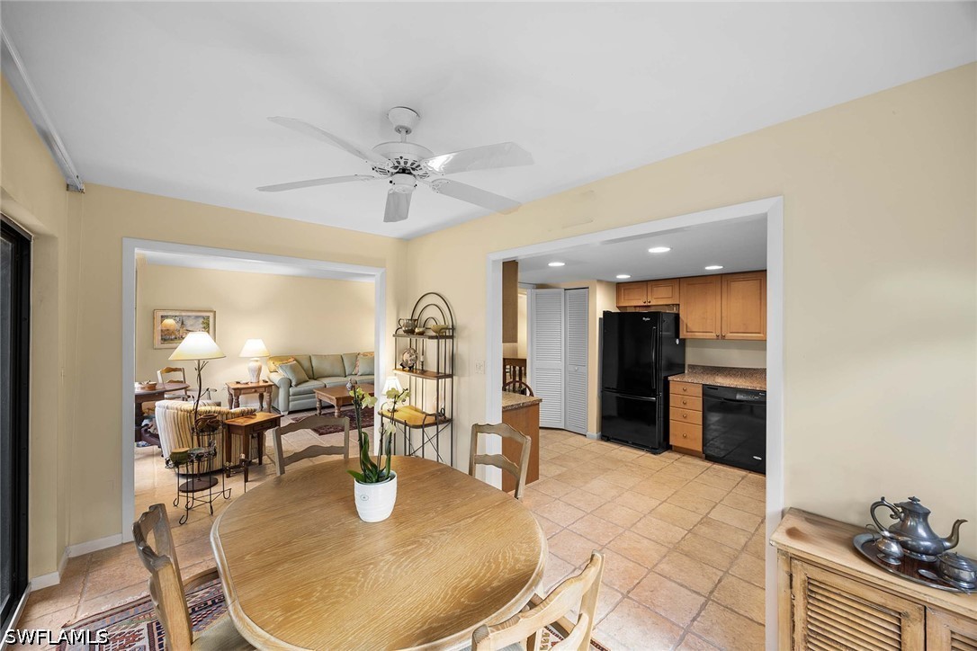 2 Bed Waterfront Home for Sale in Naples, photo 19