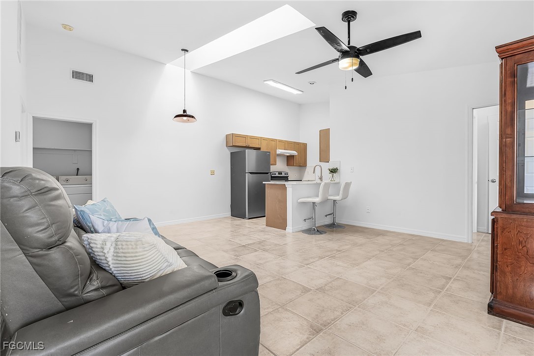 2 Bed Attached for Sale in Cape Coral, photo 19