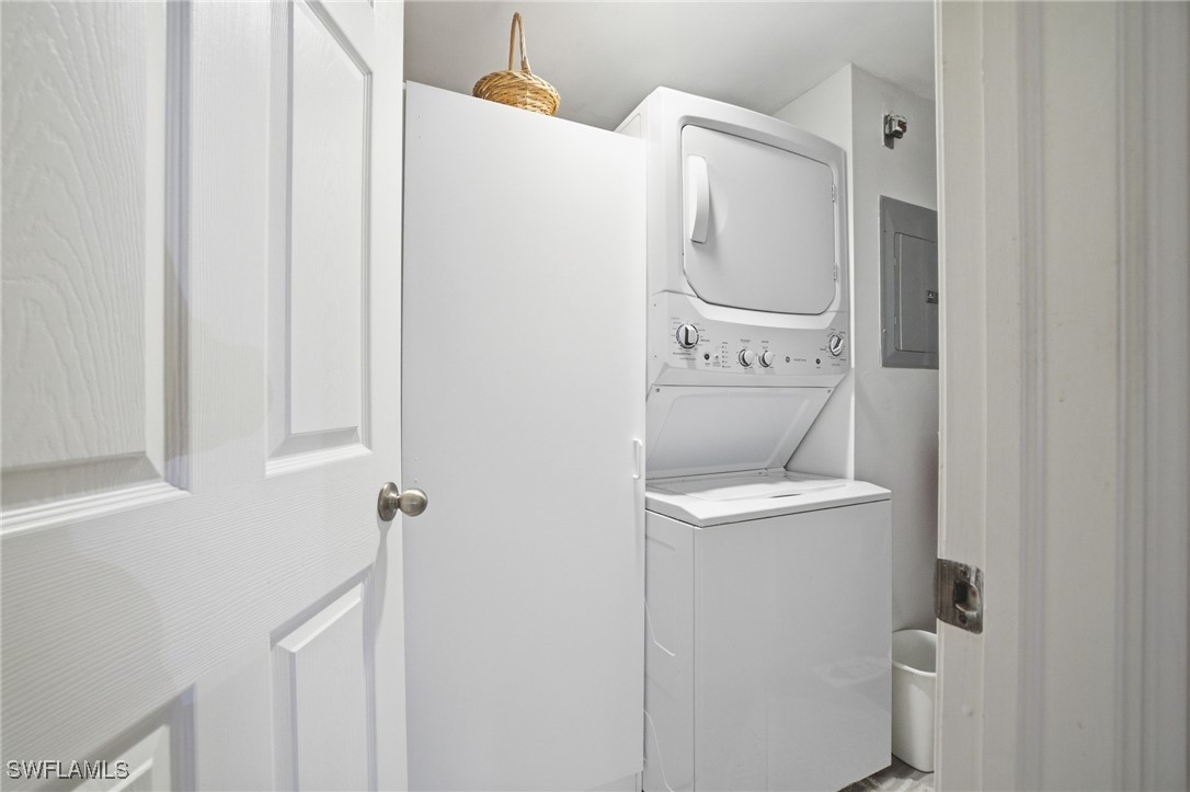 2 Bed Condominium for Sale in Glenmoor Greens, FL, $229,900 — photo 19