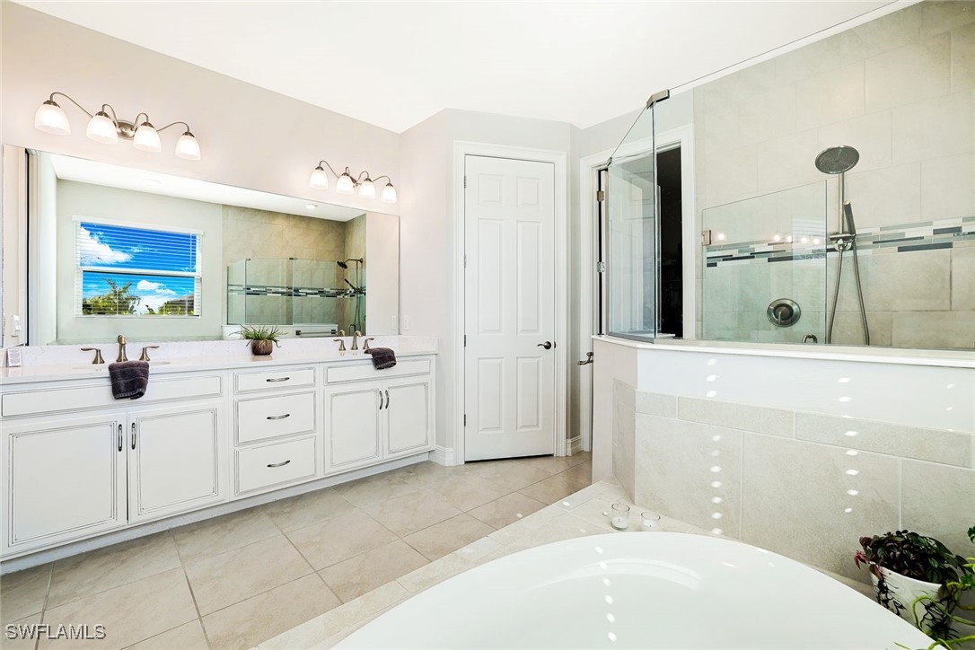 3 Bed Pool Home for Sale in Naples, FL, $899,000 — photo 19