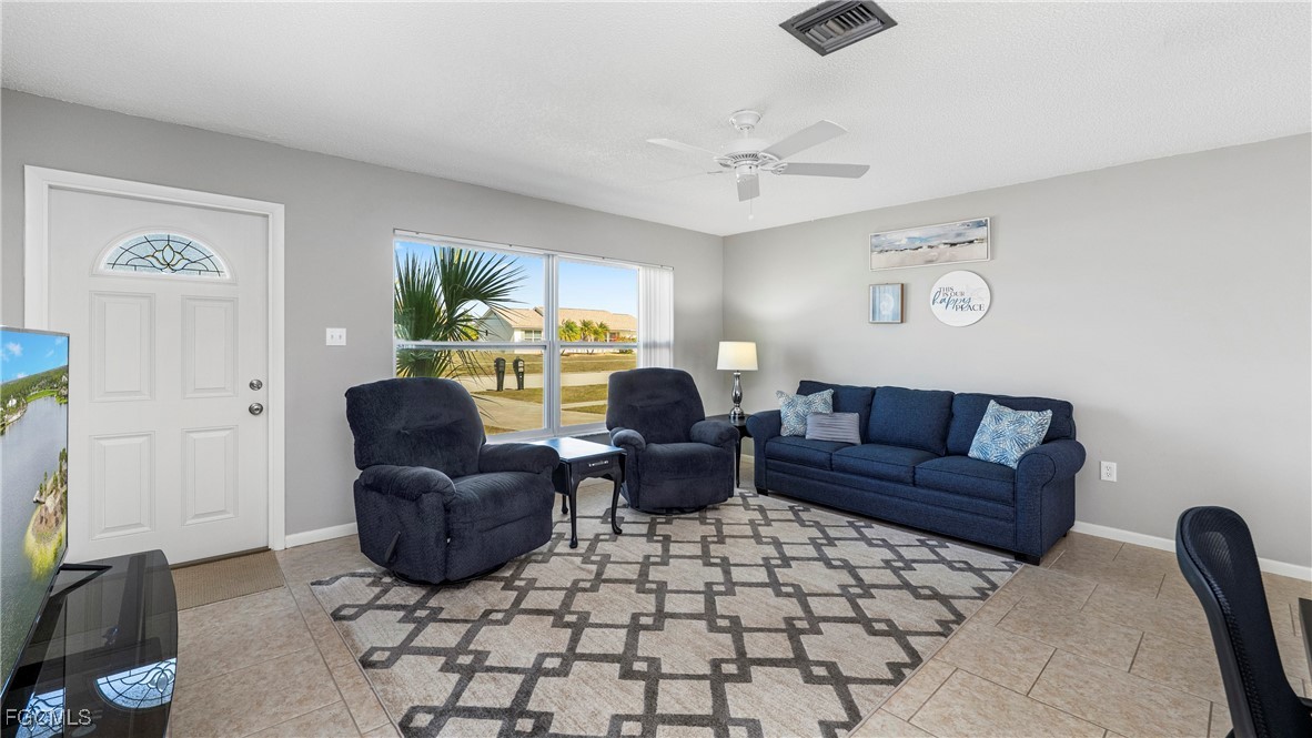 2 Bed SingleFamilyResidence for Sale in Gulf Cove, photo 19