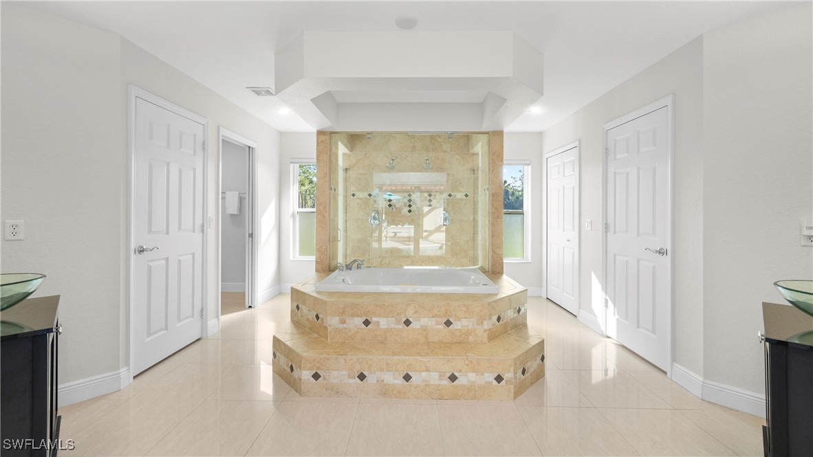6 Bed Pool Home for Sale in Naples, FL, $1,000,000 — photo 19
