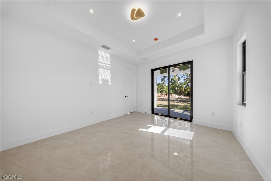 3 Bed SingleFamilyResidence for Sale in Port Labelle, FL — photo 19