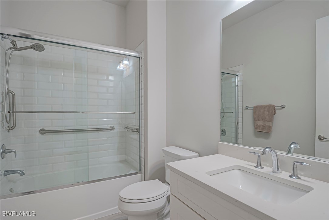 2 Bed Attached for Sale in Naples, photo 19