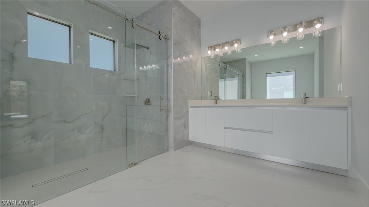 4 Bed SingleFamilyResidence for Sale in Naples, FL, $799,000 — photo 19
