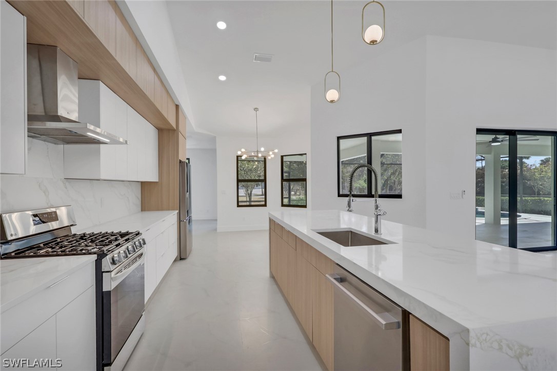 4 Bed Pool Home for Sale in Naples, photo 19