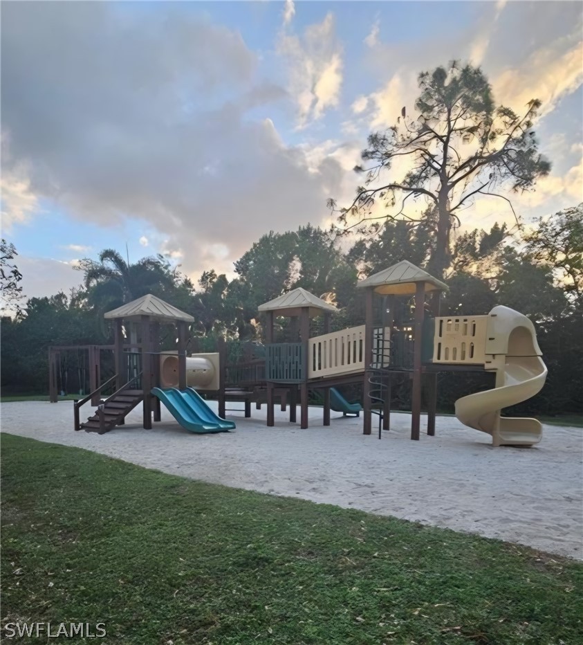 1 Bed Waterfront Home for Sale in Naples, FL — photo 19