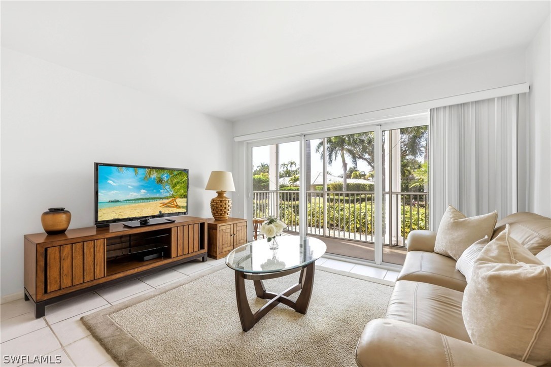 2 Bed Condominium for Sale in Naples, photo 19