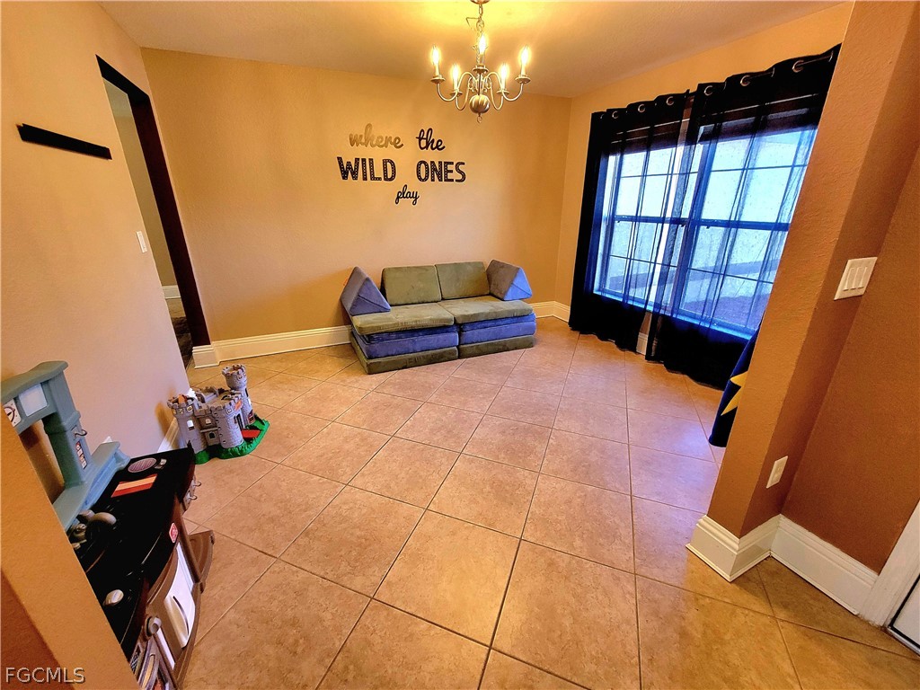 4 Bed SingleFamilyResidence for Sale in Lehigh Acres, photo 19