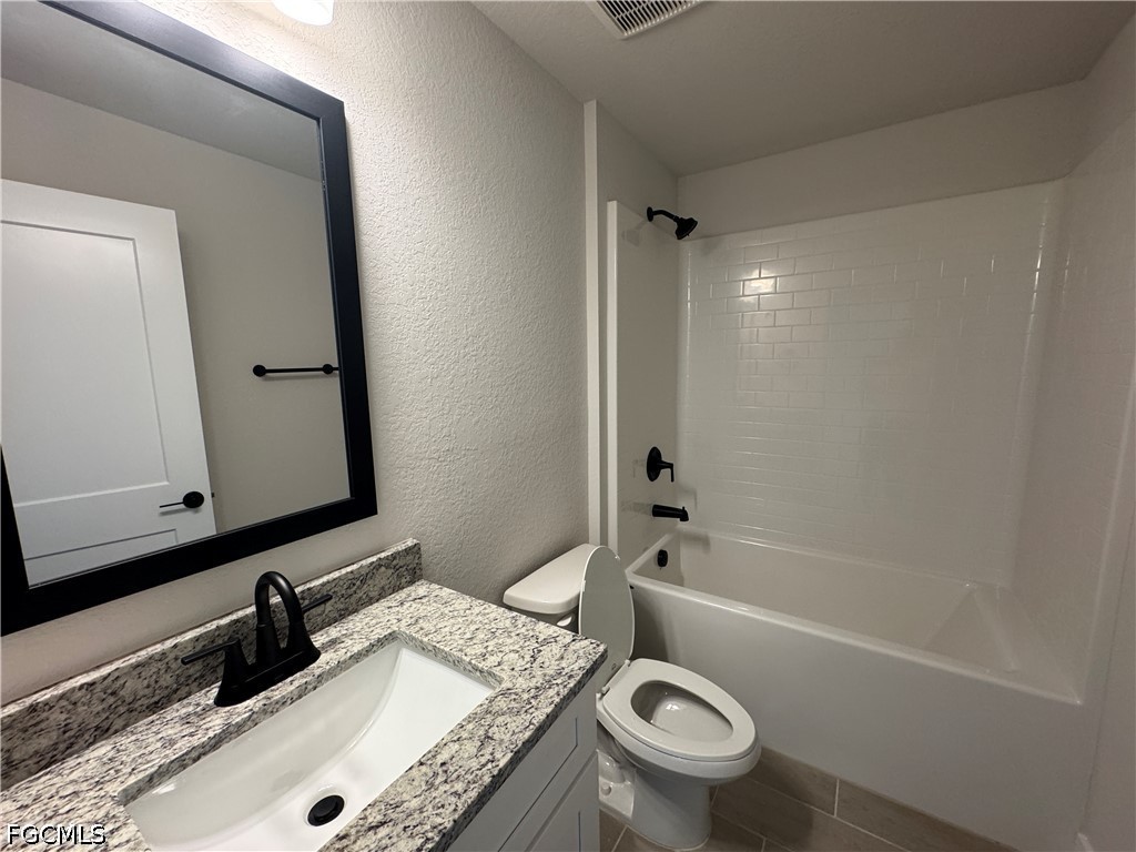 4 Bed SingleFamilyResidence for Sale in Cape Coral, FL — photo 19