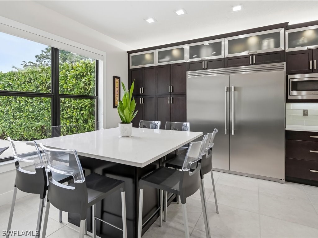 5 Bed SingleFamilyResidence for Sale in Marbella Isles, photo 19