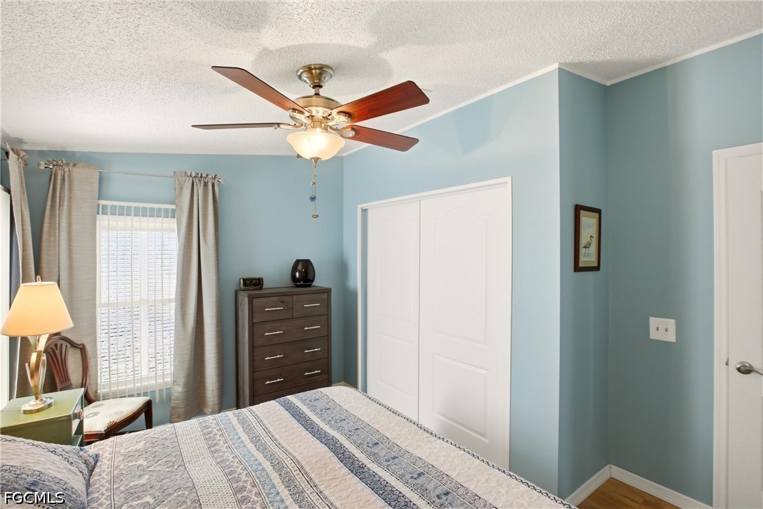 2 Bed ManufacturedHome for Sale in Pine Island Cove, photo 19
