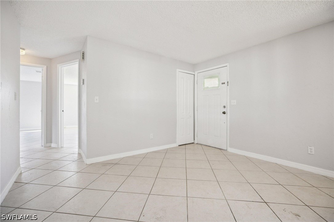 2 Bed SingleFamilyResidence for Sale in San Carlos Park, photo 19