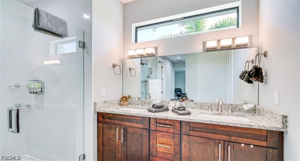 3 Bed Pool Home for Sale in Cape Coral, photo 19