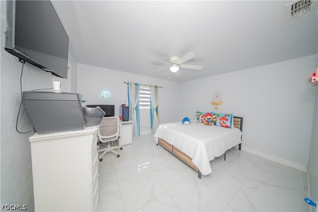 3 Bed Pool Home for Sale in Cape Coral, photo 19